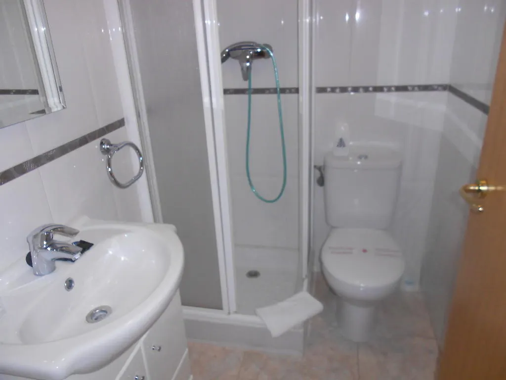 Hostal Ca La Irene Sant Vicens De Castellet 3*,
