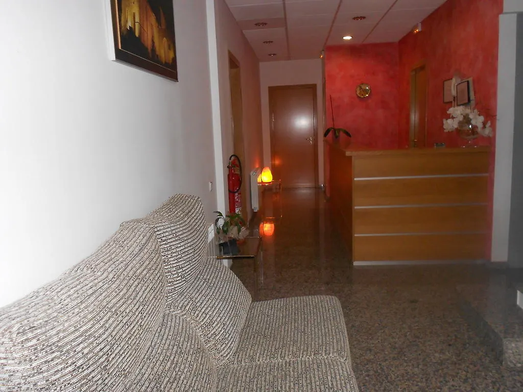 Hostal Ca La Irene Sant Vicens De Castellet Guest house